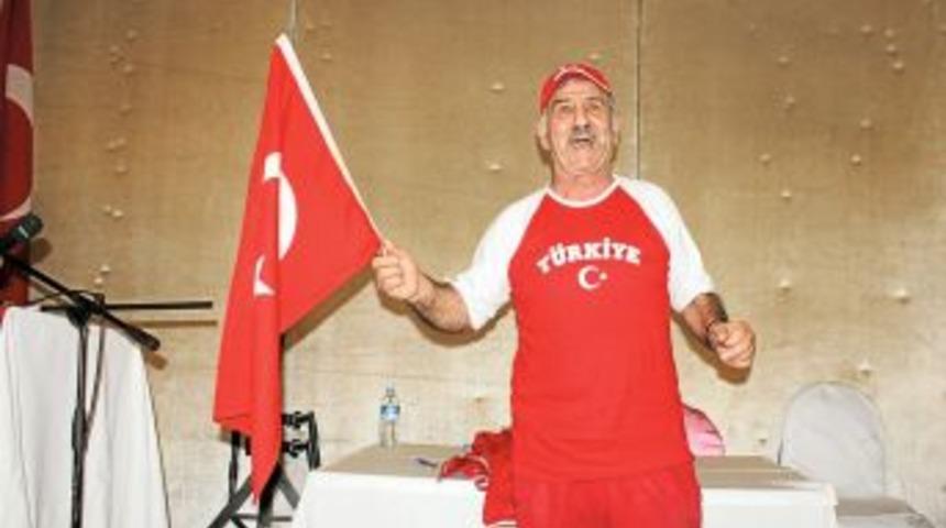 Milli amigo hem ağladı hem ağlattı