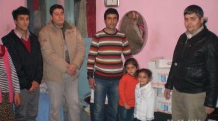 &Ccedil;AGİAD, İzmir&rsquo;e gelen Vanlıların g&ouml;nl&uuml;n&uuml; aldı