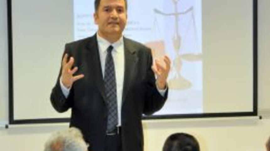 Prof. Dr. Hekimoğlu: Anayasa Komisyonu legalleştirilmeli