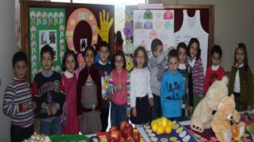 Minik &ouml;ğrencilerin d&uuml;nyasında 'kelimelerin anlamı'