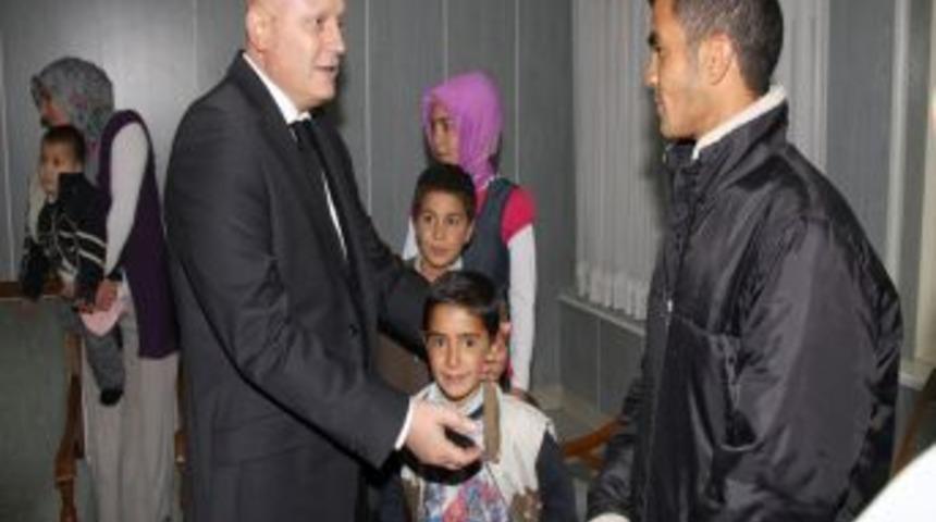 Vanlı 60 depremzede, Trabzon'da misafir ediliyor