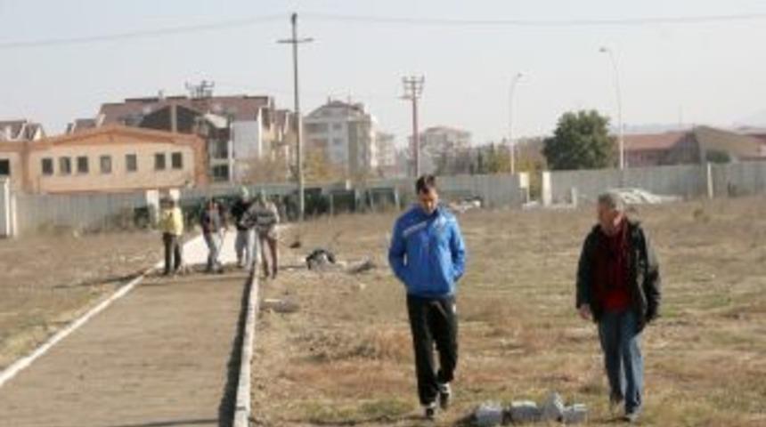 Bursaspor'da Kardemir D.&Ccedil;. Karab&uuml;kspor ma&ccedil;ı hazırlıkları s&uuml;r&uuml;yor