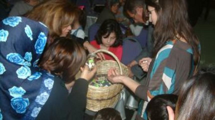 "T&uuml;rkiye'de 55 bin kişi b&ouml;brek nakli bekliyor"