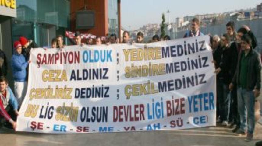 Taraftarlardan Trabzonspor&rsquo;a coşkulu uğurlama