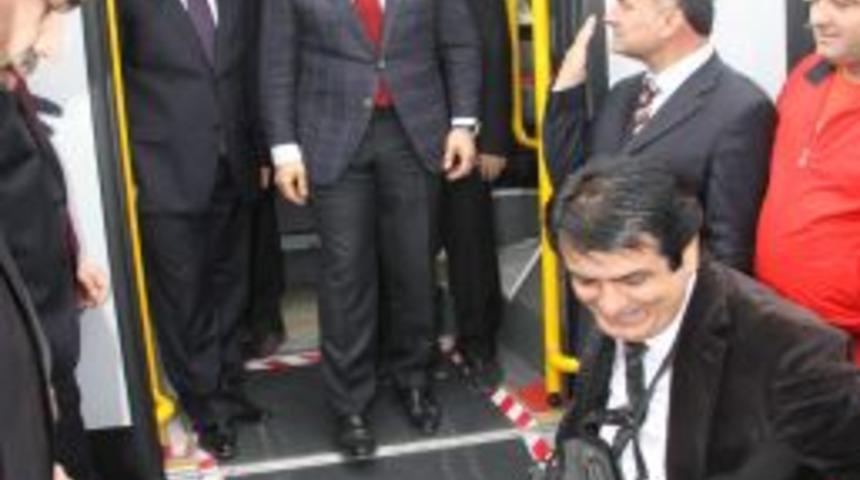 Gen&ccedil;lik ve Spor Bakanı Kılı&ccedil;: 2012&rsquo;de, 14 ilin stadyumunun temelini atacağız