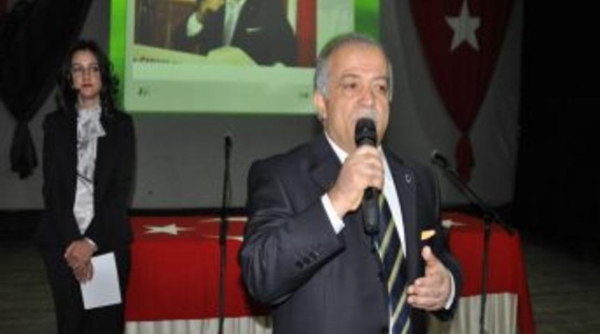 Vali Şent&uuml;rk: Eğitim sorunlarını &ccedil;&ouml;zen milletler, her alanda kalkınır