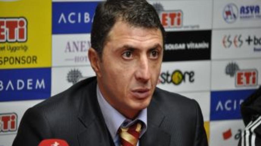 Skibbe: Takımın oyunundan memnum kaldım