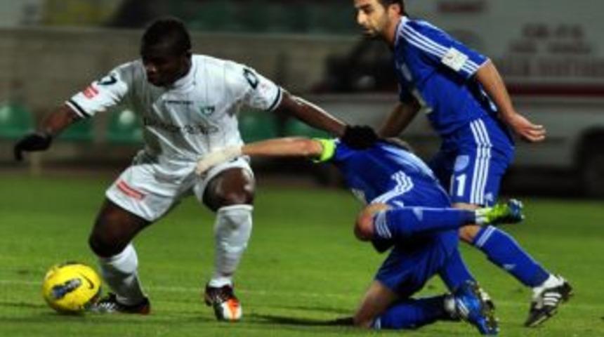 Denizlispor: 0 - Gaziantep B&uuml;y&uuml;kşehir Belediyespor: 0