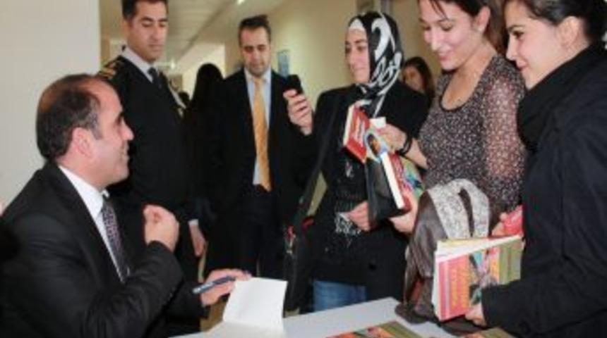 "Ders problemlerini &ccedil;&ouml;zd&uuml;k ama &ouml;ğrencinin problemlerini &ccedil;&ouml;zemedik"