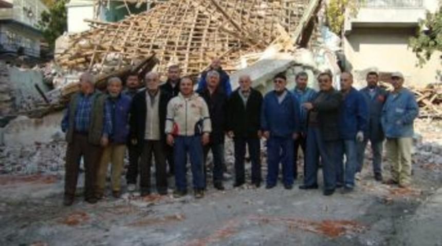 Ortacı camii yıkıldı yenisi yapılacak