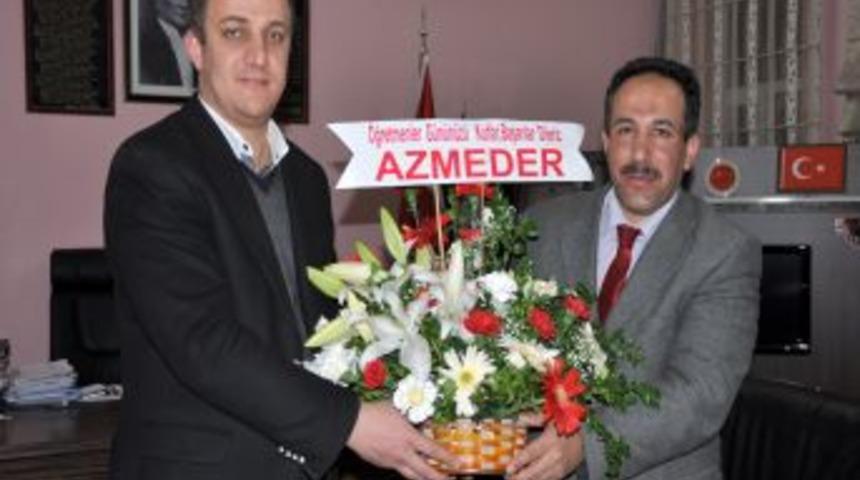 Aziziye Lisesi mezunları okullarını ziyaret etti