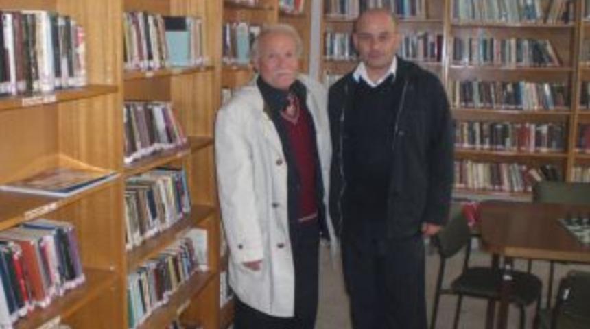 İzg&uuml;: Evde ailecek g&uuml;nl&uuml;k bir saat kitap okumaya vakit ayıralım