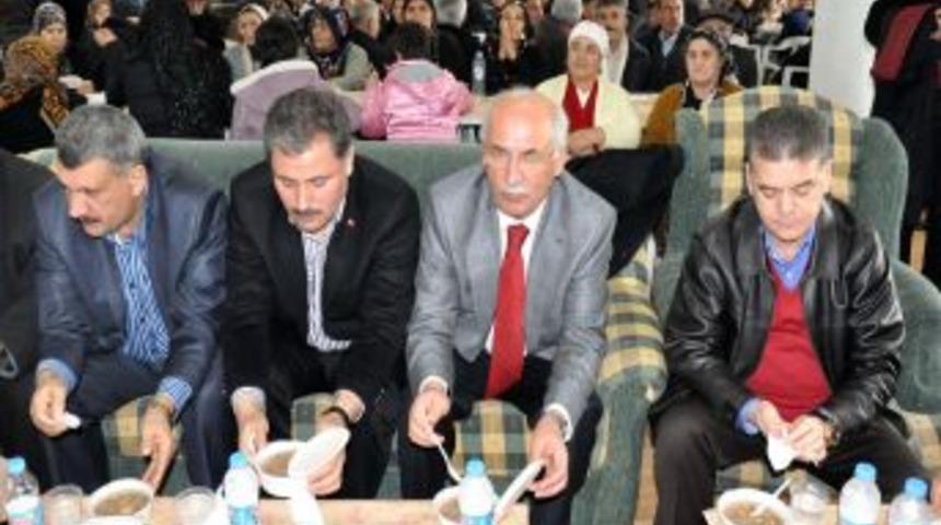 Aşure etkinliği Alevi-S&uuml;nni kardeşliğini pekiştirdi