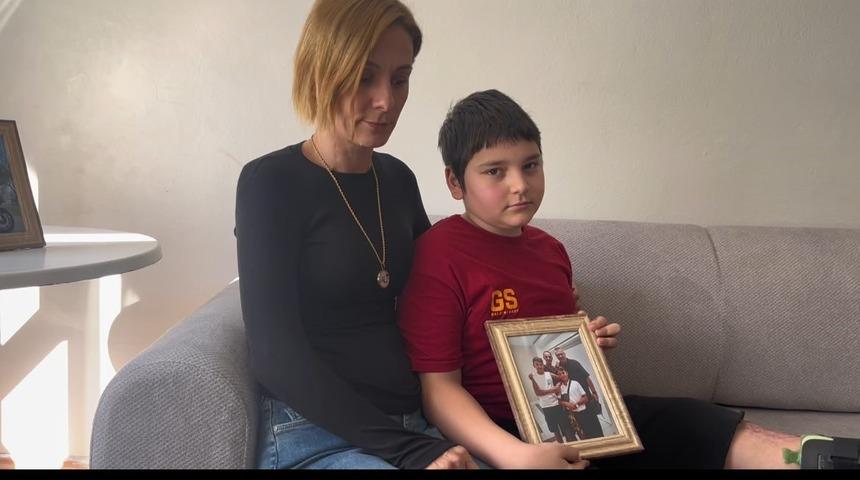 Cinayet gibi kazada s&uuml;r&uuml;c&uuml;ye yakalama kararı &ccedil;ıktı : Acılı aile konuştu "Adalet yerini  bulsun"