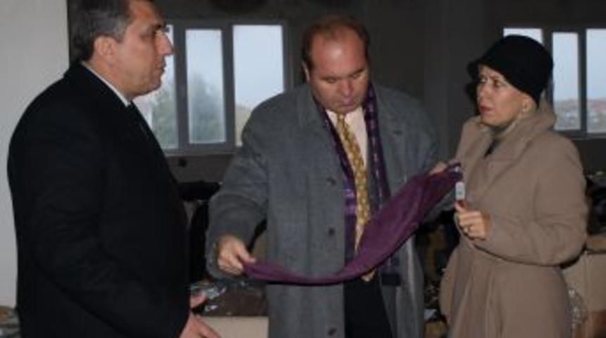 Kaymakam Katırcı, Kızılay&rsquo;dan kışlık giysi yardımı istedi