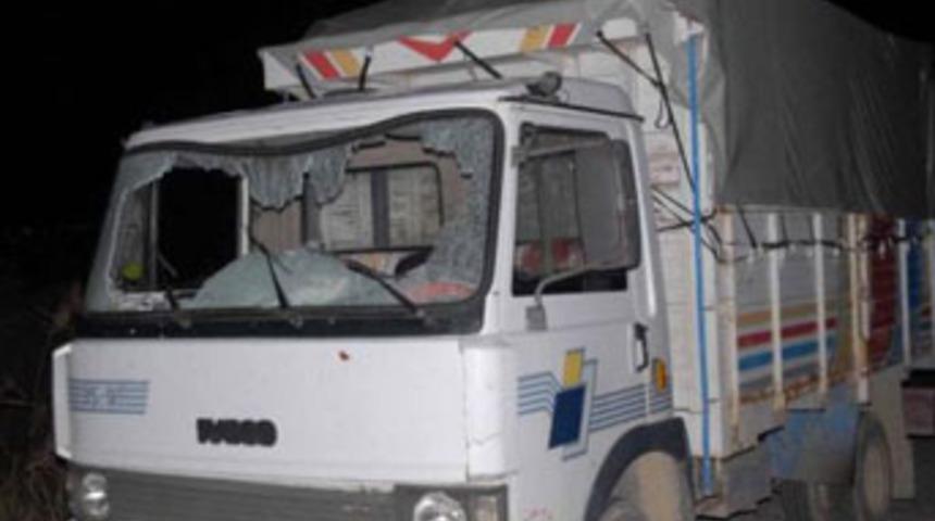 K&ouml;y yolunda kanlı pusu: Anne ve oğul &ouml;ld&uuml;