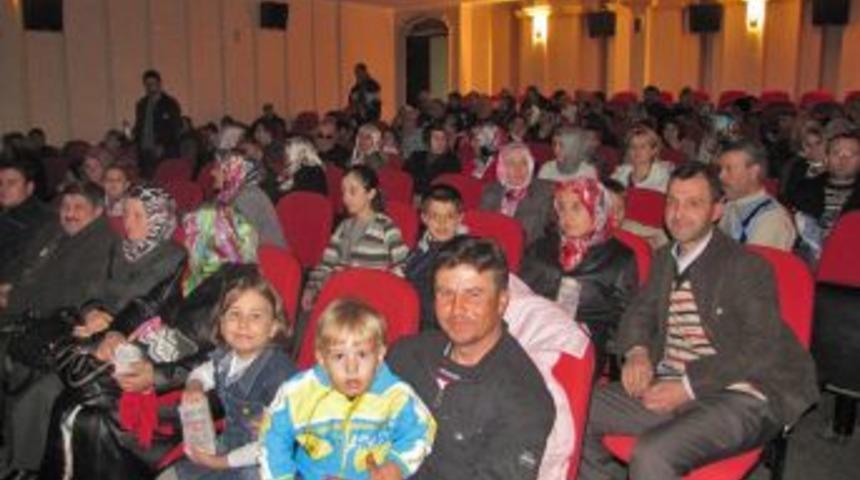 &lsquo;Allah&rsquo;ın Sadık Kulu: Barla&rsquo; Akhisar&rsquo;da da &ccedil;ok sevildi