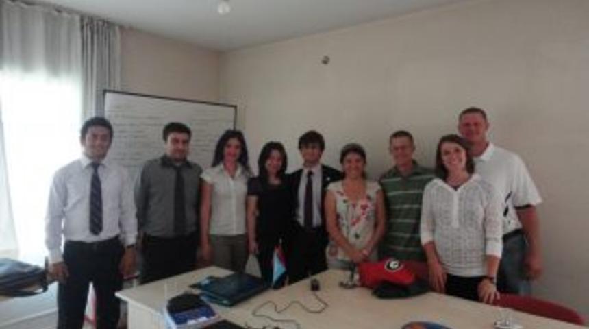 Ortadoğu barışı i&ccedil;in 19 &uuml;lkenin gen&ccedil;leri parlamento kurdu