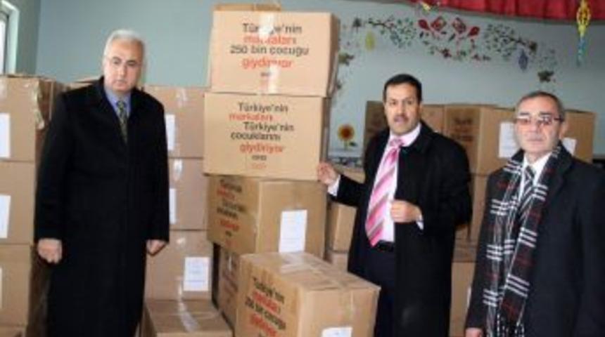 Yozgat'ta 10 bin &ouml;ğrenciye giyecek yardımı yapıldı