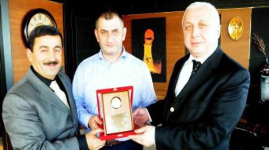 Canik Başarı Üniversitesi, eğitime katkı yapanları unutmadı