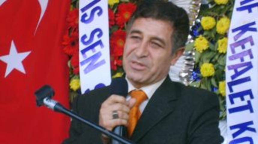 Soma da deprem mağdurlarını bağrına bastı