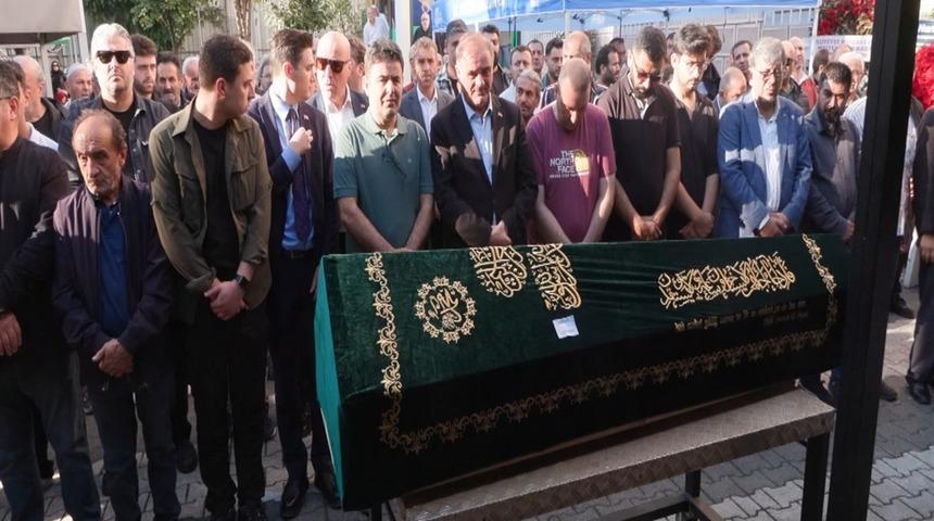 Maltepe&rsquo;de &ccedil;&ouml;ken binada hayatını kaybeden H&uuml;seyin &Ouml;zkurt son yolculuğuna uğurlandı(G&Uuml;NCELLEME)