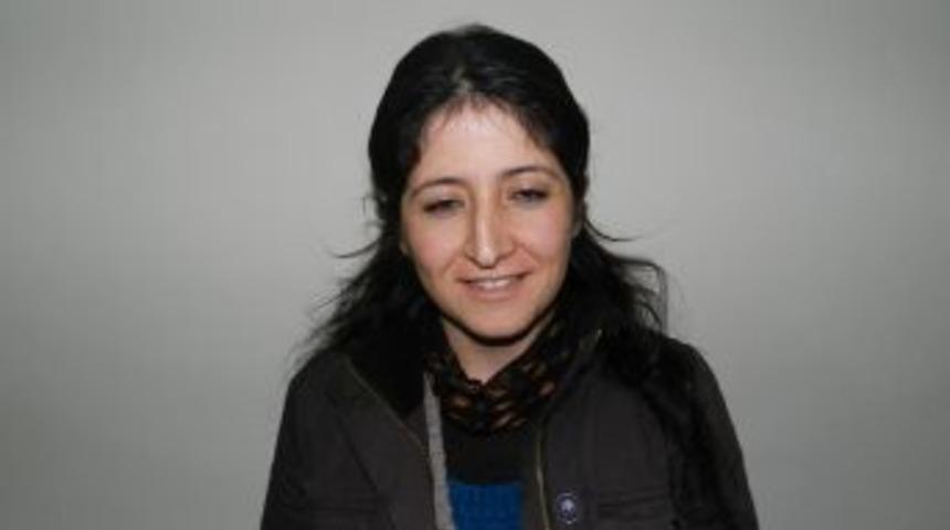 Bing&ouml;l'de aranan KCK &uuml;yesi kadın İzmir'de yakalandı