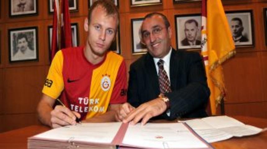 Galatasaray, Semih Kaya'nın s&ouml;zleşmesini uzattı