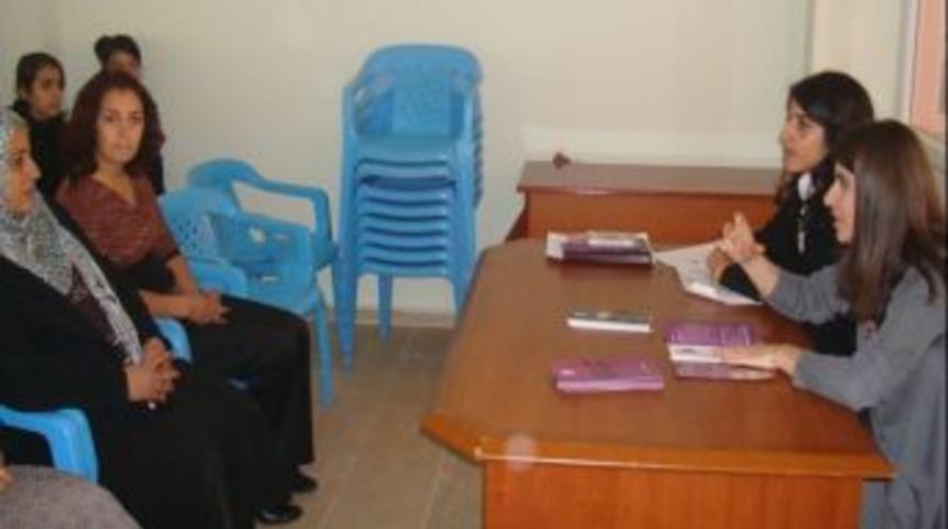 Batman Barosu kadınlara haklarını anlattı