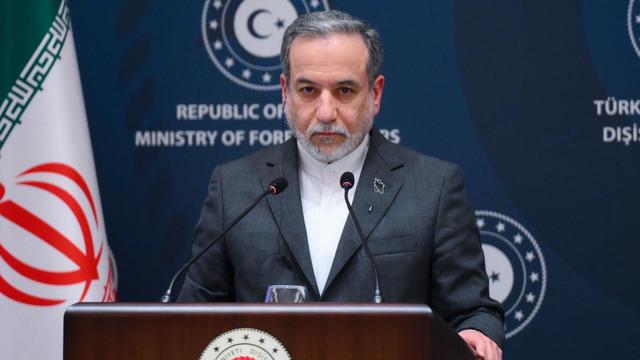 Arakçi’den ‘Netanyahu’ açıklaması: Aranan bir savaş suçlusu