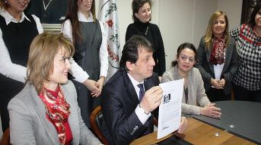 Her 10 kadından 4&rsquo;&uuml; şiddet g&ouml;r&uuml;yor