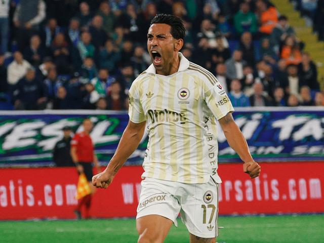 Fenerbah&ccedil;e'de o isim 11 sezondur S&uuml;per Lig'e imzasını atıyor!