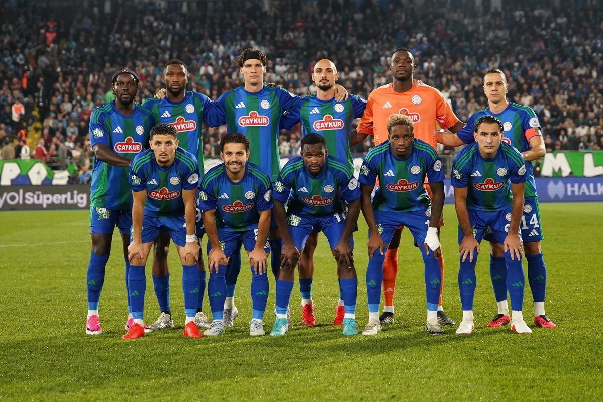 (Özet) Çaykur Rizespor - Fenerbahçe Maçı Özeti ve Tüm Önemli Anları 3