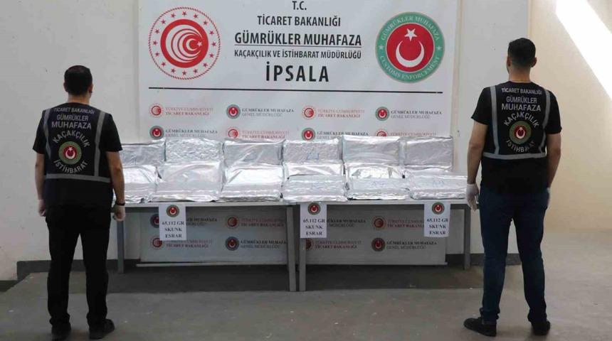 Edirne'de 65 kilo uyuşturucu ele ge&ccedil;irildi