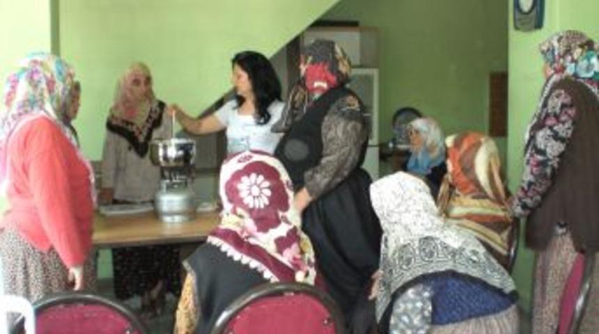 Koza &Ccedil;alışma Grubu g&ouml;&ccedil;&uuml; &ouml;nlemek i&ccedil;in k&ouml;ylere y&ouml;neldi