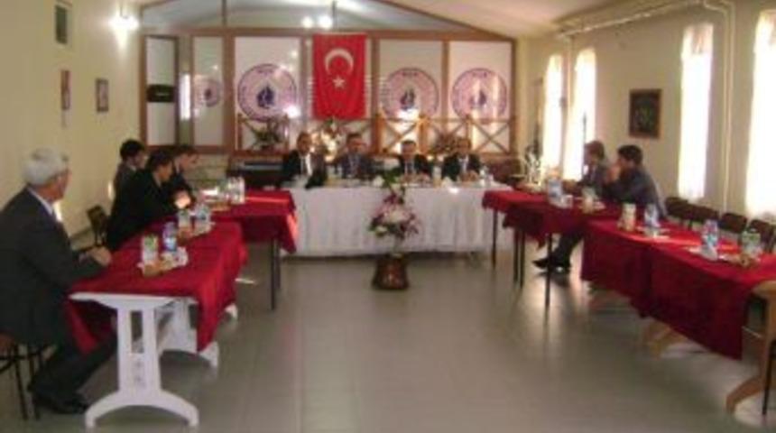 Ağrı'da eğitimdeki sıkıntılar ele alındı