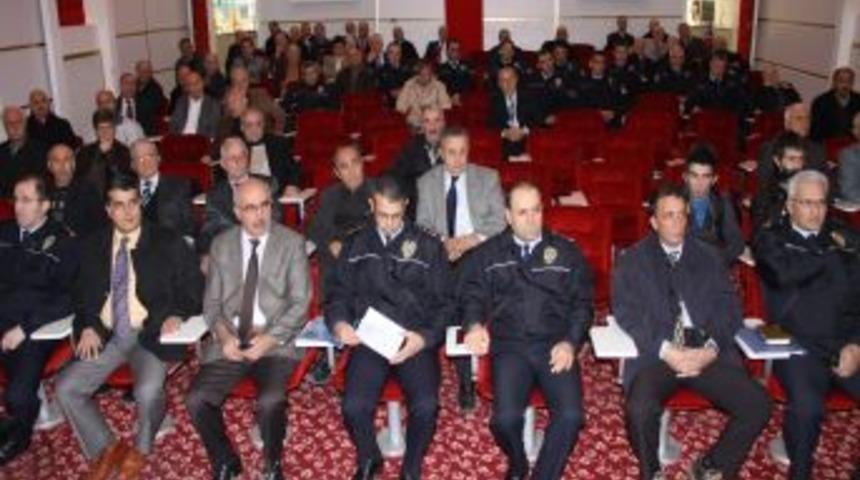 Emniyet M&uuml;d&uuml;r Vekili Yılmaz: Trafikte her g&uuml;n 20-30 kişi hayatını kaybediyor