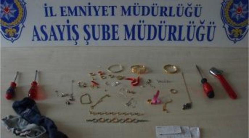 Şehir dışından gelip hırsızlık yapan 4 ş&uuml;pheli adliyeye sevkedildi