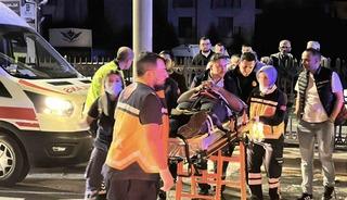 Gece saatlerinde 3 ara&ccedil;lık zincirleme kaza: 4 yaralı