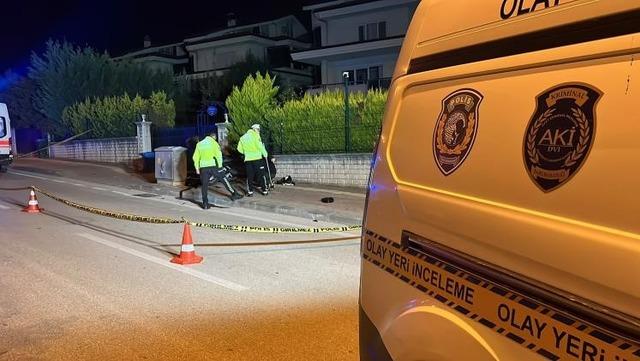 Kontrolden çıkarak trafoya çarpan motosiklet sürücüsü hayatını kaybetti 5