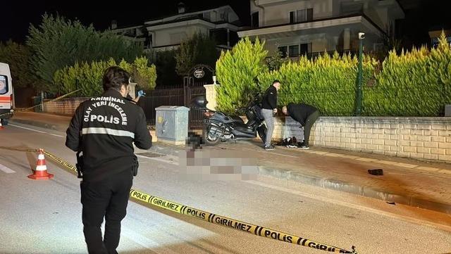 Kontrolden çıkarak trafoya çarpan motosiklet sürücüsü hayatını kaybetti 4