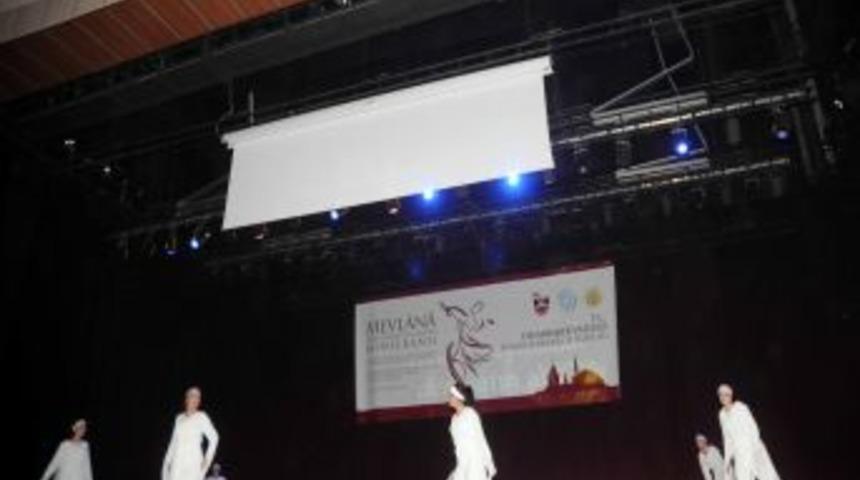 Şimşekler: Mevlana&rsquo;yı anlayan insanlar hi&ccedil;bir zaman savaşmaz