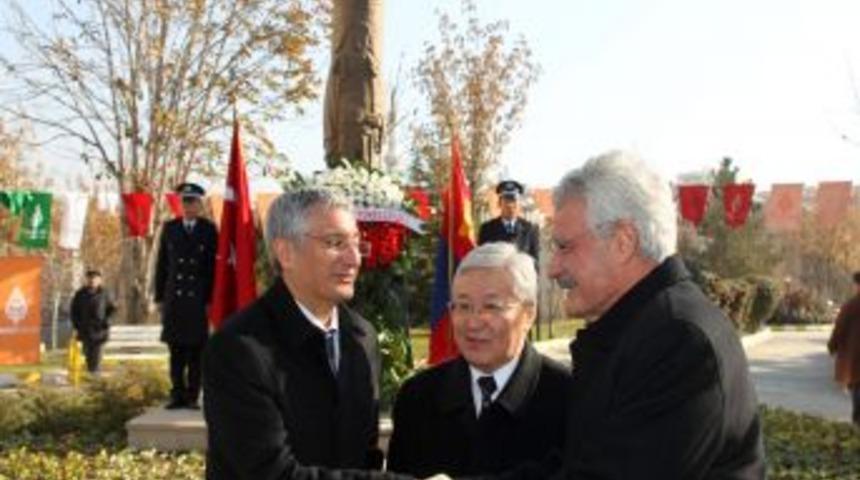 Moğolistan&rsquo;ın bağımsızlığının 90. yıld&ouml;n&uuml;m&uuml; &Ccedil;ankaya&rsquo;da kutlandı