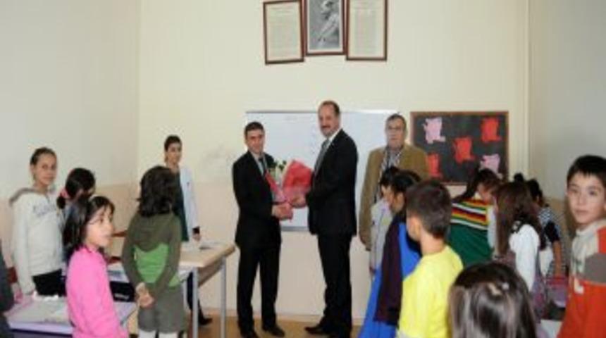 Başkan Akg&uuml;l, Abidinpaşa Bilgi Evi&rsquo;ni ziyaret etti