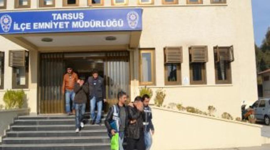 Sahte başkomiser ve savcı tutuklandı