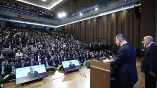 'Kimsesizlerin kimsesi' çıkışı çok konuşulmuştu! AK Parti'ye katılan Cemil Tugay'dan Erdoğan'a övgü dolu sözler