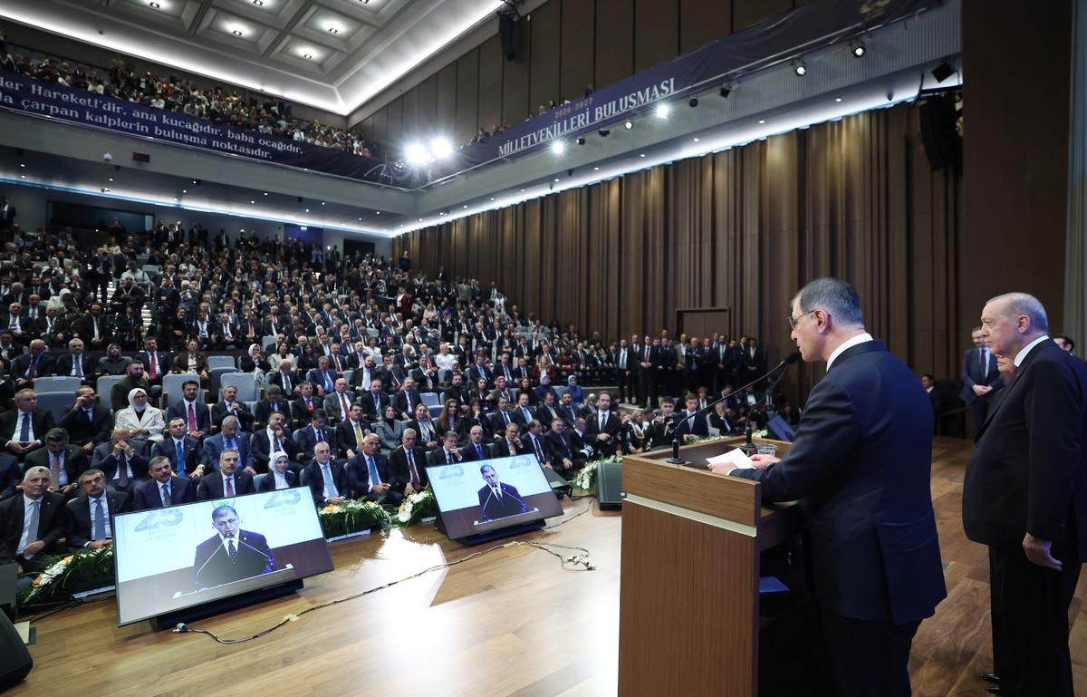  Kimsesizlerin kimsesi  &ccedil;ıkışı &ccedil;ok konuşulmuştu! AK Parti ye katılan Cemil Tugay dan Erdoğan a &ouml;vg&uuml; dolu s&ouml;zler 3
