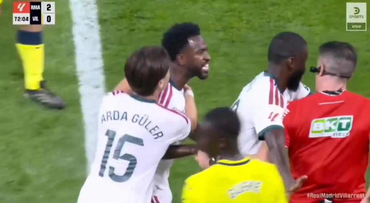 Real Madrid de ortalık karıştı! Vinicius hakemin üzerine yürüdü, Mourinho dan olay tepki 3