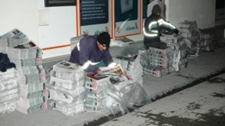 Gece yarısı çarşı merkezinde çıkan yangın korkuttu