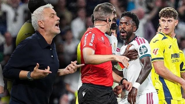 Real Madrid'de ortalık karıştı! Vinicius hakemin üzerine yürüdü, Mourinho'dan olay tepki